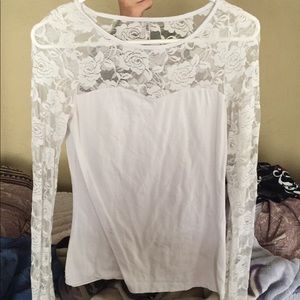 White lace long sleeve shirt